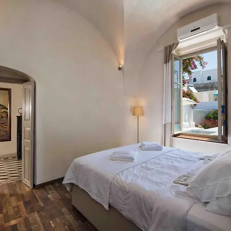 Villa Sandandstone Santorini Megalochori (Santorini)
